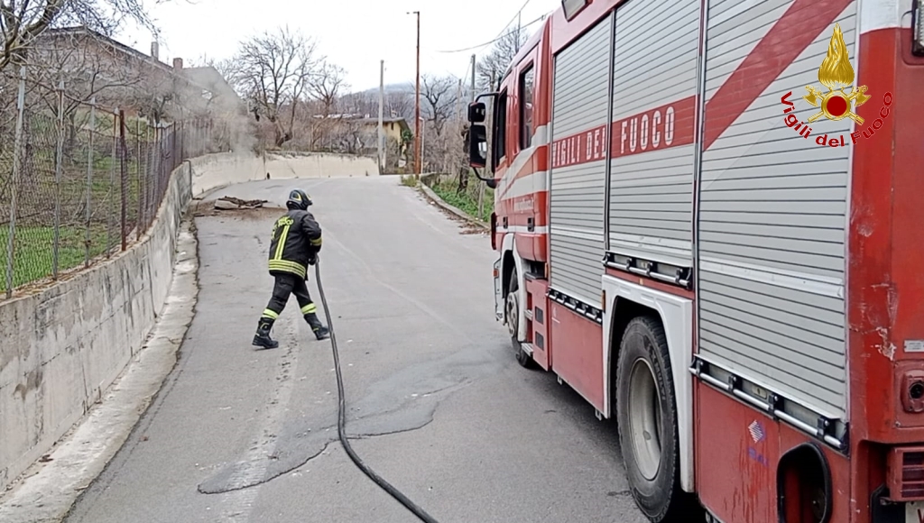 Summonte: Fuga di Gas in Via Marroni, Intervento dei Vigili del Fuoco e dei Carabinieri