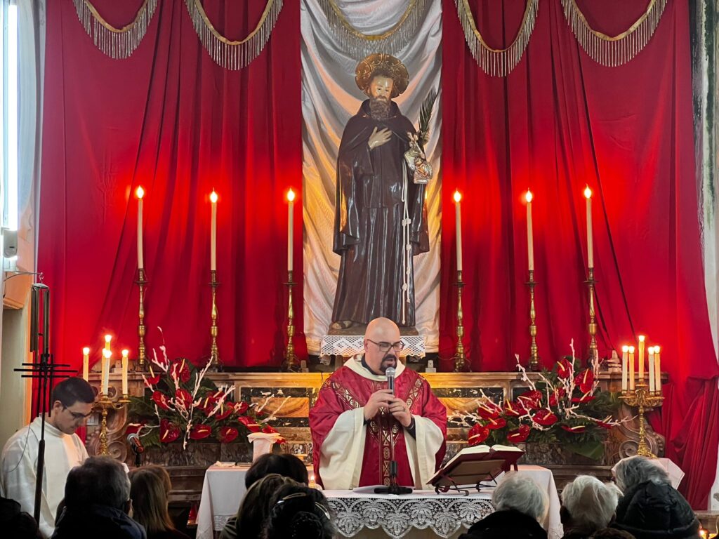 Ad Avella la tradizionale festa di San Ciro: tra fede, tradizione e devozione. Un evento che si ripete interrottamente dal 1948. Foto e Video