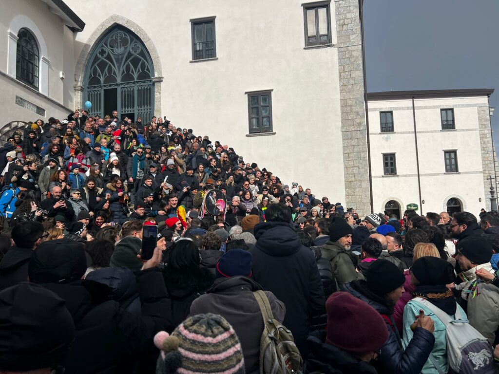 Montevergine, la Candelora illumina il Santuario: tra fede, folklore e inclusione. Video e Foto