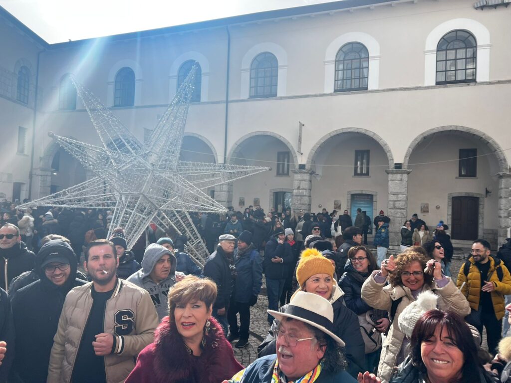 Montevergine, la Candelora illumina il Santuario: tra fede, folklore e inclusione. Video e Foto