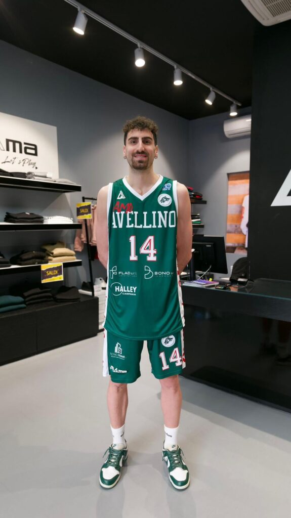 Avellino Basket e Magma Sport lanciano la maglia “Unico Amore 2025”