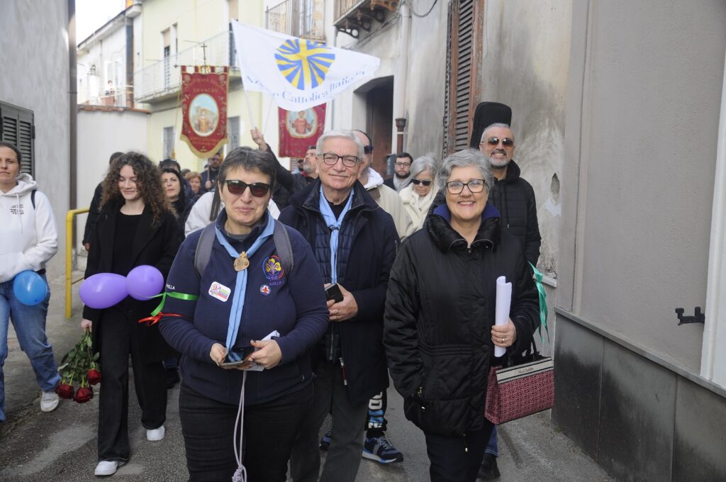 Baiano, Marcia della Pace: un cammino di riflessione e speranza (foto inviate dall’Azione Cattolica di Quadrelle).