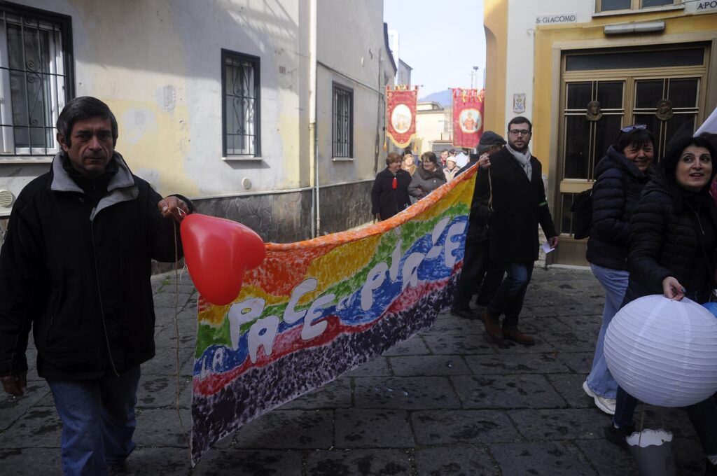 Baiano, Marcia della Pace: un cammino di riflessione e speranza (foto inviate dall’Azione Cattolica di Quadrelle).