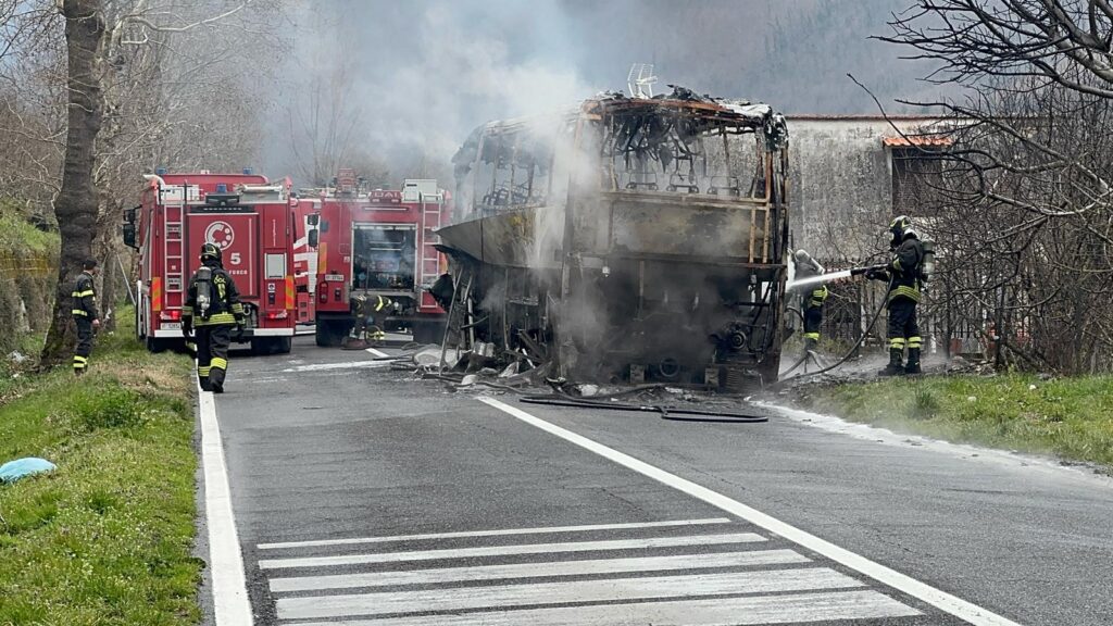 MUGNANO DEL CARDINALE. Via Nazionale interdetta al traffico nei pressi del cimitero. Ecco cosa è successo