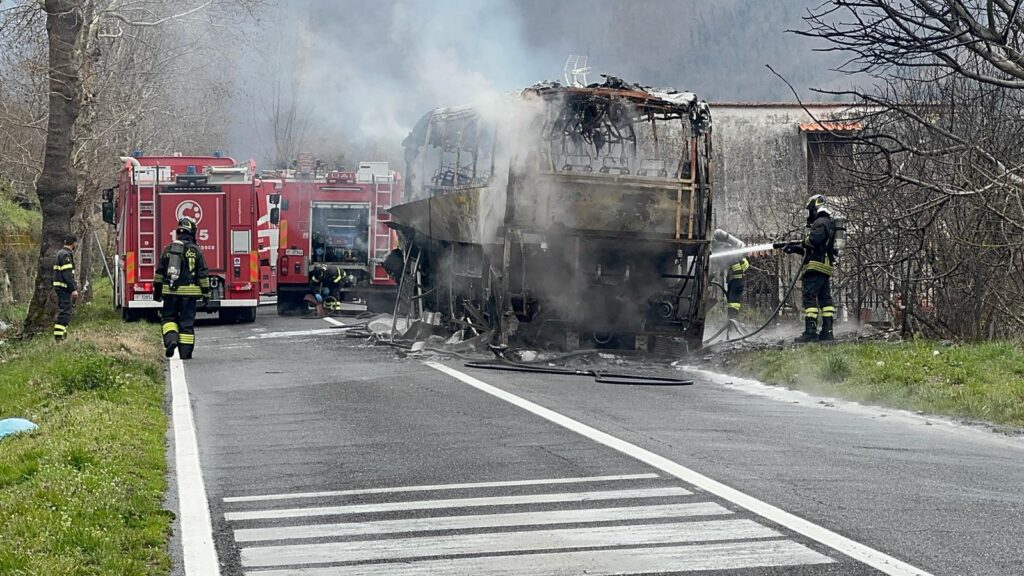 MUGNANO DEL CARDINALE. Via Nazionale interdetta al traffico nei pressi del cimitero. Ecco cosa è successo