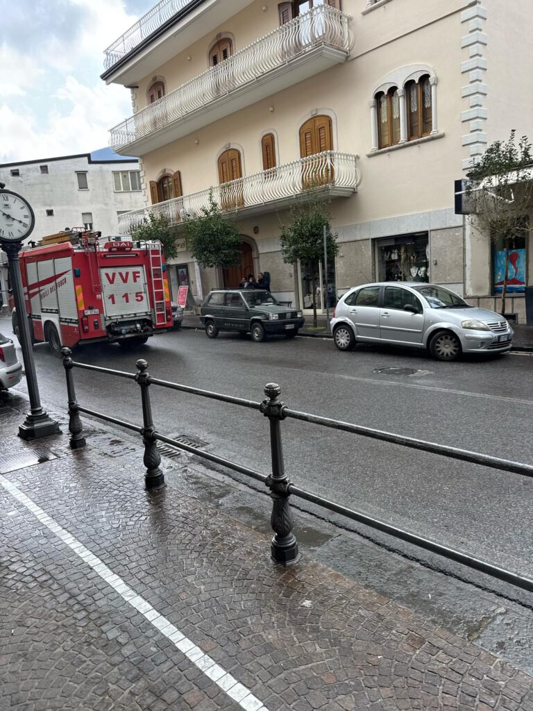 MUGNANO DEL CARDINALE. Via Nazionale interdetta al traffico nei pressi del cimitero. Ecco cosa è successo