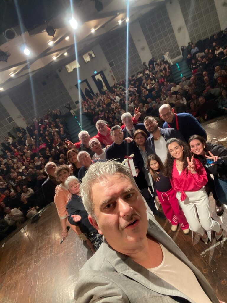 Grande successo di pubblico per lo spettacolo della compagnia teatrale amatoriale baianese “I Sognattori”, in scena a Roma sabato 22 febbraio 2025.