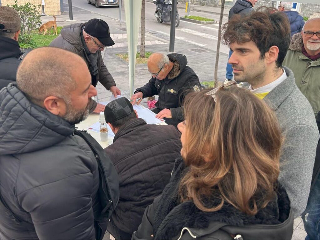 ACERRA M5S: CONSEGNATE LE FIRME PER LA SICUREZZA, ORA IL COMUNE DEVE AGIRE