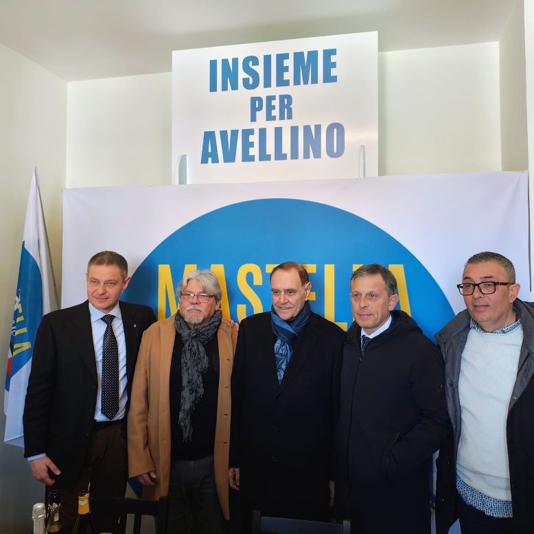 Mastella inaugura sede NdC ad Avellino: Regionali? Ci saremo. Chi fa politica con gli odi esca di scena