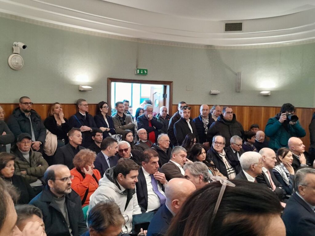 Convegno a Grottaminarda, su Fiorentino Sullo e i 6o anni dellAutostrada NA   Canosa