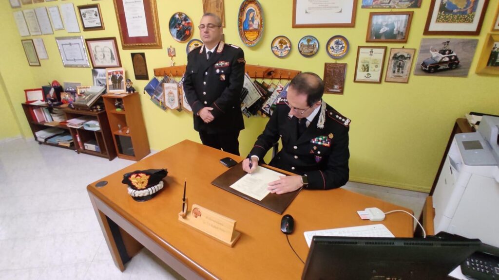 Il Generale Marco Minicucci in visita alla Stazione Carabinieri di Forino