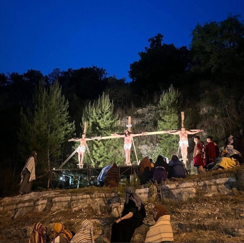 Marzano di Nola, una Via Crucis tra fede, emozione e comunità: grande partecipazione per la “Via Crucis et Passio Christi”