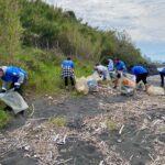 Tre quintali di rifiuti rimossi tra la spiaggia del Cavaliere e le Terme Ginnasio: successo per l’iniziativa “Amare il Mare”