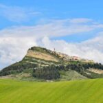 Cairano, la “Piccola Cina” dell’Irpinia: il borgo sospeso tra cielo, silenzio e meraviglia