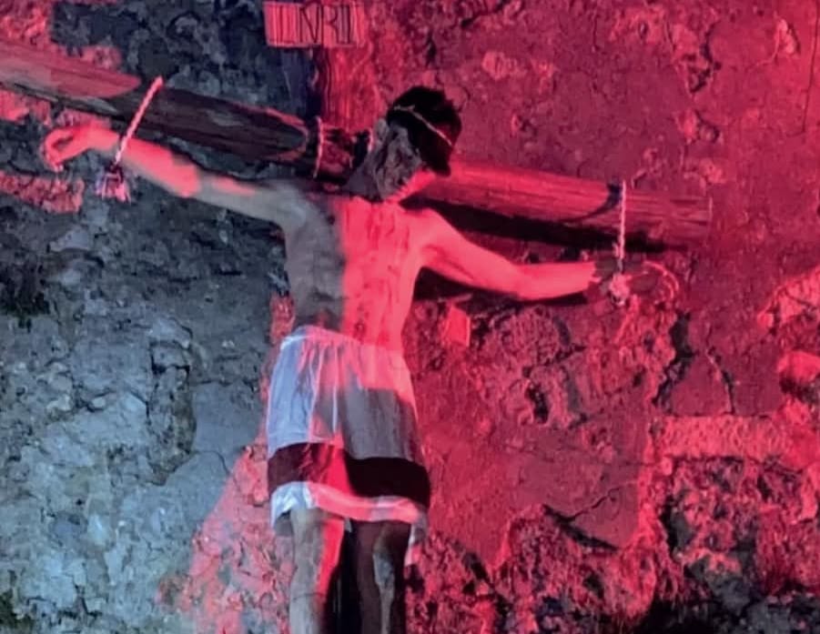 GROTTOLELLA. Via Crucis Vivente 2025: un Cammino di Fede e Comunità
