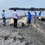 Tre quintali di rifiuti rimossi tra la spiaggia del Cavaliere e le Terme Ginnasio: successo per l’iniziativa “Amare il Mare”