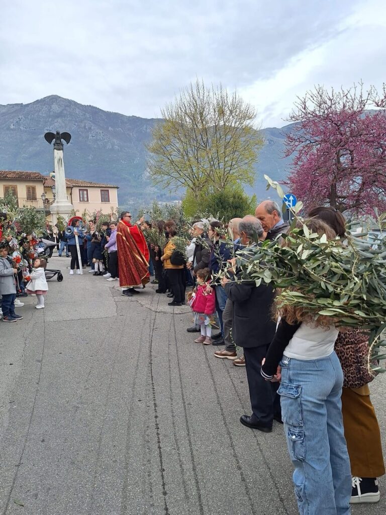 Fede, tradizione e comunità: la Domenica delle Palme a Cusano Mutri (foto)